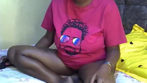 Snapshot of naughybitch chatting on 02.17.26 naughybitch online show from 02.17.26