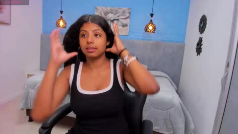 naugthy_brunette_ online show from 03.17.26