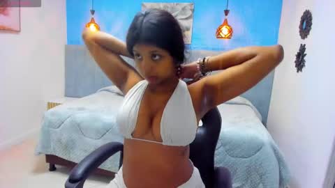 naugthy_brunette_ online show from 03.18.26
