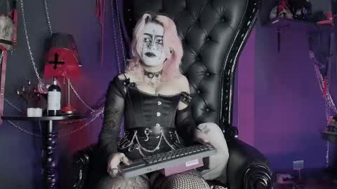 Navier  online show from 03.20.26