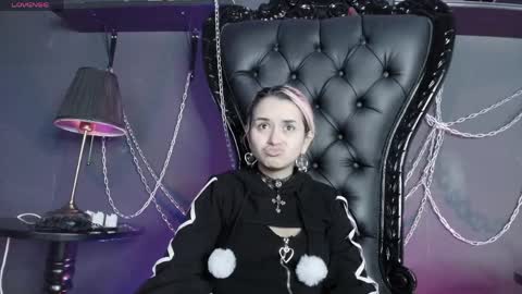 Navier  online show from 04.17.26