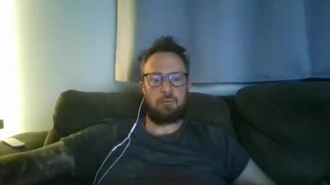 Snapshot of nawtydom1977 chatting on 02.18.26 nawtydom1977 online show from 02.18.26