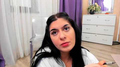 Snapshot of nayanoirx chatting on 04.01.26 Eliza online show from 04.01.26