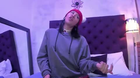 nayara_macherano online show from 02.20.25