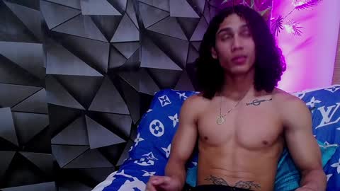 Snapshot of nazper_ chatting on 01.08.25 Nazper online show from 01.08.25