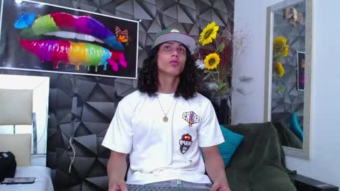 Snapshot of nazper_ chatting on 01.12.25 Nazper online show from 01.12.25