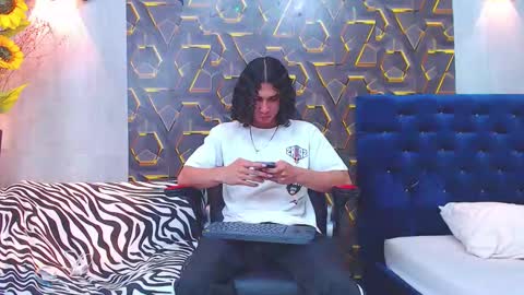 Snapshot of nazper_ chatting on 11.11.25 Nazper online show from 11.11.25