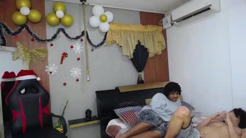 Snapshot of nazper_ chatting on 11.27.25 Nazper online show from 11.27.25