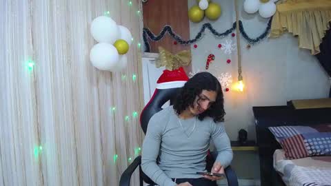 Snapshot of nazper_ chatting on 11.30.25 Nazper online show from 11.30.25