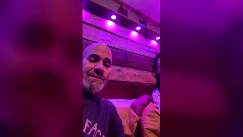 NC Bald And Beautiful online show from 12.23.25