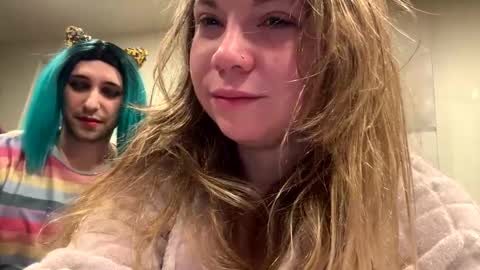 Nealiana online show from 12.06.24