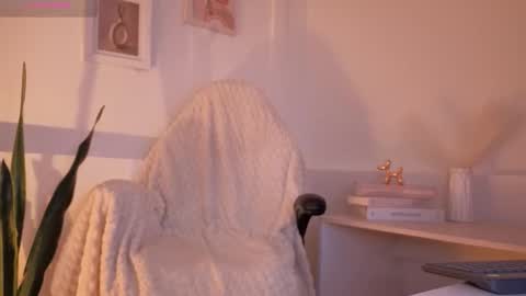 Snapshot of nebetcolin chatting on 02.06.26 Hellen online show from 02.06.26