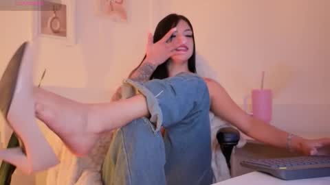 Snapshot of nebetcolin chatting on 02.07.26 Hellen online show from 02.07.26