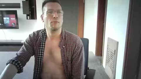 Sebastian online show from 03.01.25