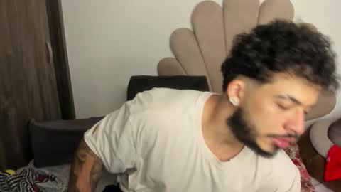 Snapshot of neeii chatting on 01.18.26 Nei turn green online show from 01.18.26