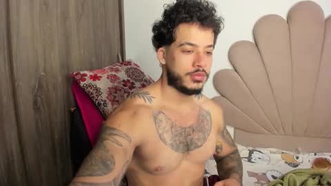 Snapshot of neeii chatting on 02.15.26 Nei turn green online show from 02.15.26