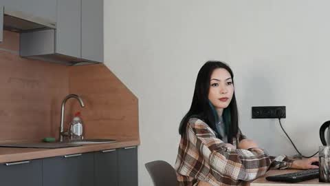 Kemi  online show from 02.21.26