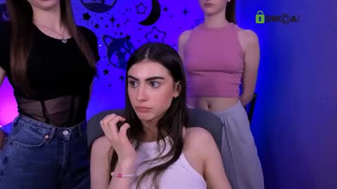 Snapshot of nekky_mouse chatting on 05.14.26 Meow online show from 05.14.26