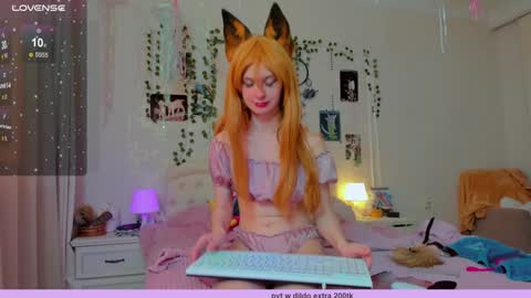 Snapshot of neko_kitsune chatting on 02.04.25 neko_kitsune online show from 02.04.25