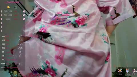 Snapshot of neko_moor chatting on 09.12.25 neko_moor online show from 09.12.25