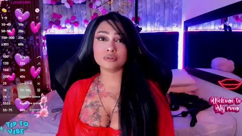 Snapshot of nekomisaki chatting on 09.12.25 Miah online show from 09.12.25