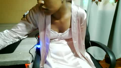 nelia_84 online show from 06.16.26