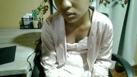 nelia_84 online show from 06.17.26