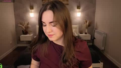 nelie_evans online show from 06.05.26