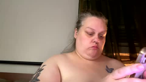 Snapshot of nellatlas chatting on 09.29.25 Nellie Atlas online show from 09.29.25