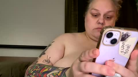 Snapshot of nellatlas chatting on 11.24.25 Nellie Atlas online show from 11.24.25