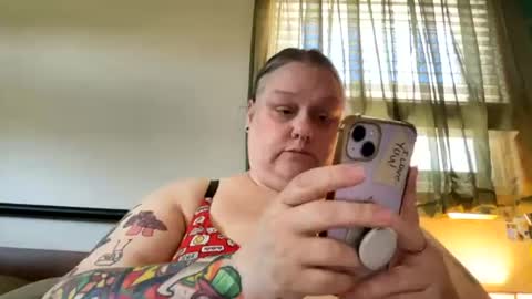 Snapshot of nellatlas chatting on 06.15.26 Nellie Atlas online show from 06.15.26