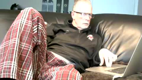 Snapshot of neman4u2c chatting on 01.01.25 Jack online show from 01.01.25