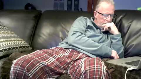 Snapshot of neman4u2c chatting on 03.04.25 Jack online show from 03.04.25