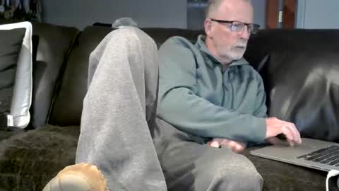 Snapshot of neman4u2c chatting on 12.01.25 Jack online show from 12.01.25