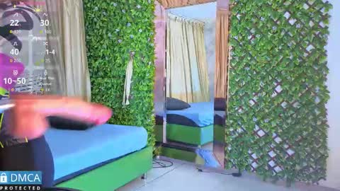 Salome Nena cupcake online show from 01.15.26