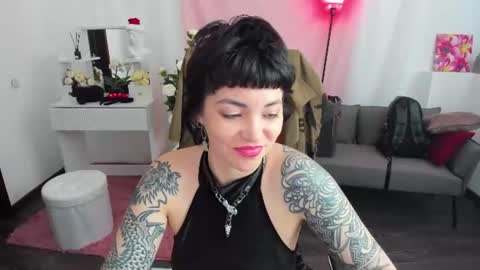 Snapshot of neogeisha28 chatting on 06.22.26 Neo Geisha online show from 06.22.26