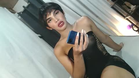 neomi online show from 01.08.26