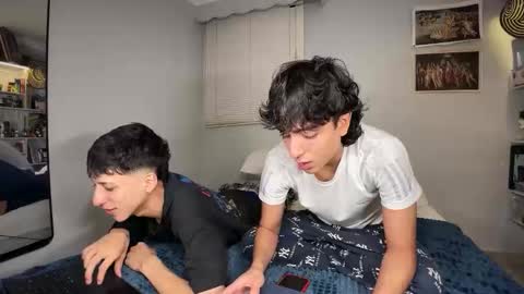 Snapshot of neoplay_ chatting on 01.07.26 Neo online show from 01.07.26