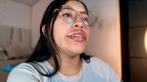 Snapshot of nerak_a chatting on 01.20.25 Helena Every Friday new video for my fan club loves online show from 01.20.25