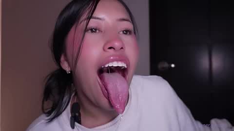 Helena    Every Friday new video for my fan club loves  online show from 03.18.26