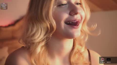 Snapshot of nerissa_xo chatting on 11.12.25 Nerissa online show from 11.12.25