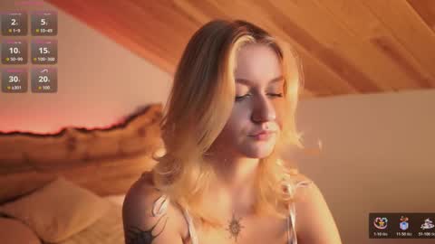 Snapshot of nerissa_xo chatting on 11.21.25 Nerissa online show from 11.21.25