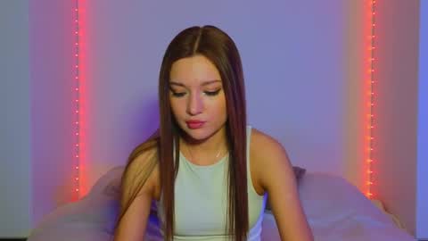 Nessa online show from 01.19.25