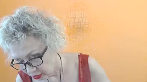NessyJenixs online show from 05.28.26