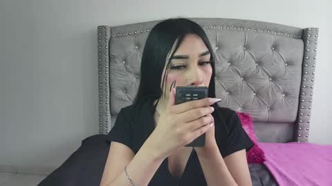 Snapshot of nesuko_kamado chatting on 02.16.25 nesuko_kamado online show from 02.16.25