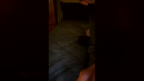 Snapshot of netgear70 chatting on 12.17.25 netgear70 online show from 12.17.25