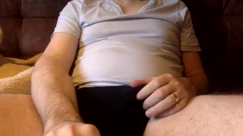 Neu242Gierig online show from 02.12.25