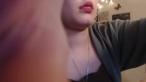 Snapshot of neurotic_witch chatting on 02.24.25 Mar online show from 02.24.25