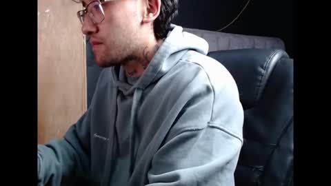 neuttron online show from 01.08.26