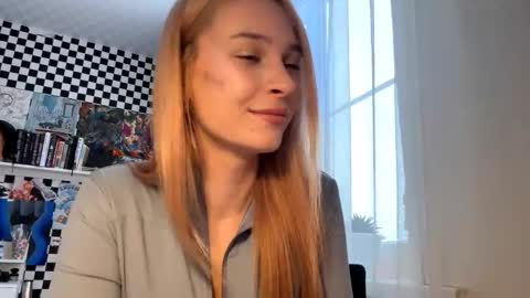 Snapshot of nevanadler chatting on 02.24.26 Nika online show from 02.24.26